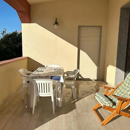 Isola Villa